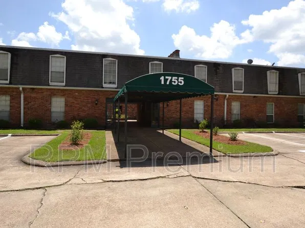1755 College Dr APT 229, Baton Rouge, LA 70808