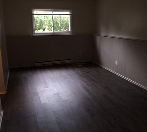 2nd image of 34831 Somerset St