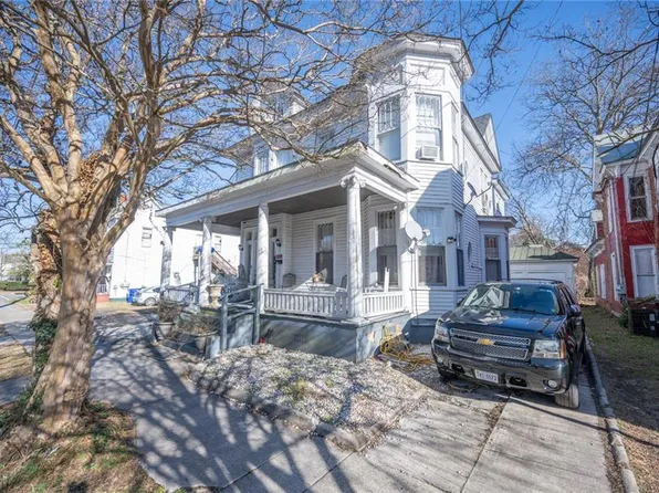 126 Chestnut St, Suffolk, VA 23434