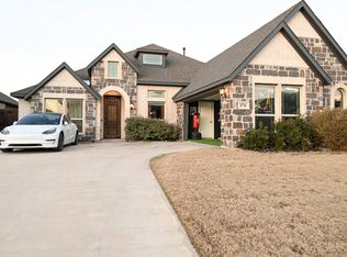 4716 Hazy Hollow Ln, Fort Worth, TX 76036