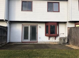 205 Millwright Dr, Nashua, NH 03063