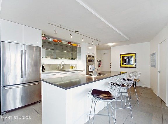 5th image of 4250 N Marine Dr APT 1115