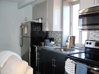 Rented by ABCO Commercial Properties, LLC