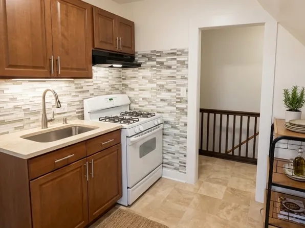 373 Myrtle Ave #3, Bridgeport, CT 06604