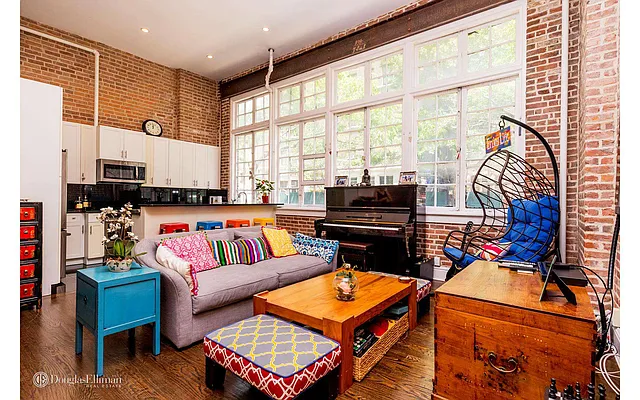 Rented by Douglas Elliman | media 29