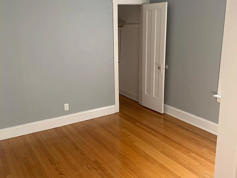 2505 W Gunnison St #1 — Photo 6