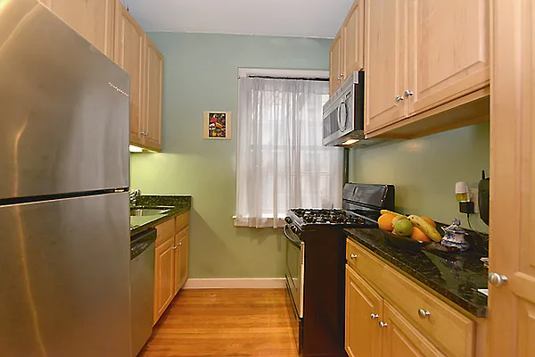 Sold by Orsid Realty Corp | media 9