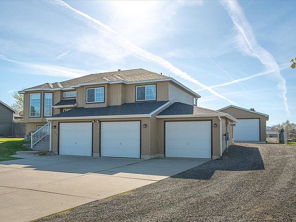 3rd image of 2818 S Newer Ct