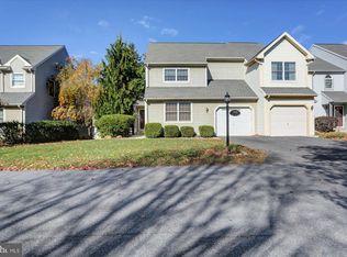 1938 Deer Path Rd, Harrisburg, PA 17110