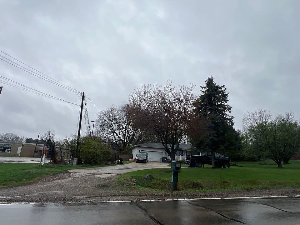 1st image of 13055 Davisburg Rd