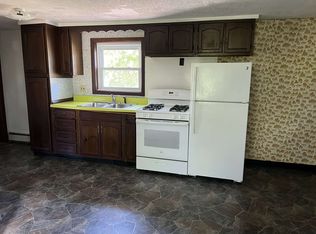 412 S Center St - 3B, Corry, PA 16407