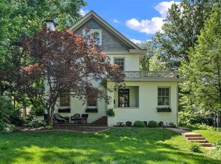 53 Jefferson Rd, Saint Louis, MO 63119