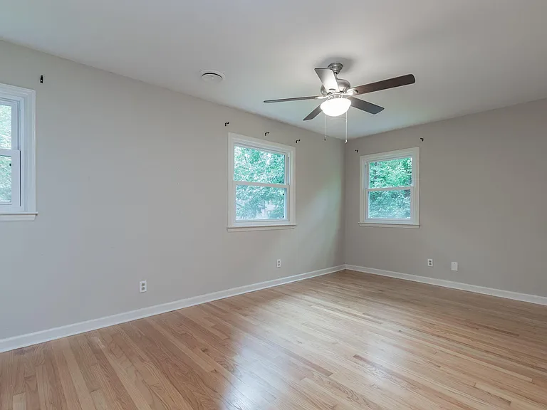 810 Pamlico Dr — Photo 16