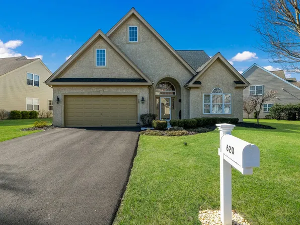 620 N Settlers Cir, Warrington, PA 18976