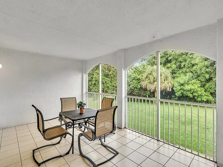 815 W Boynton Beach Blvd #16-205 — Photo 24