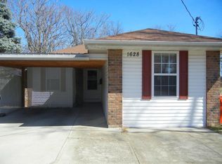 1628 N Drury Ave, Springfield, MO 65802