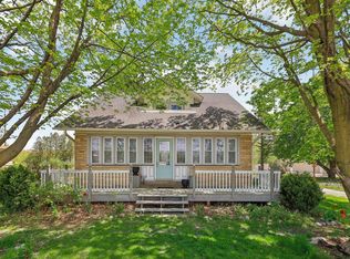 8037 Big Bend Rd, Waterford, WI 53185