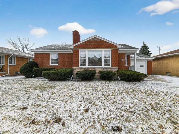 17314 Collinson Ave, Eastpointe, MI 48021
