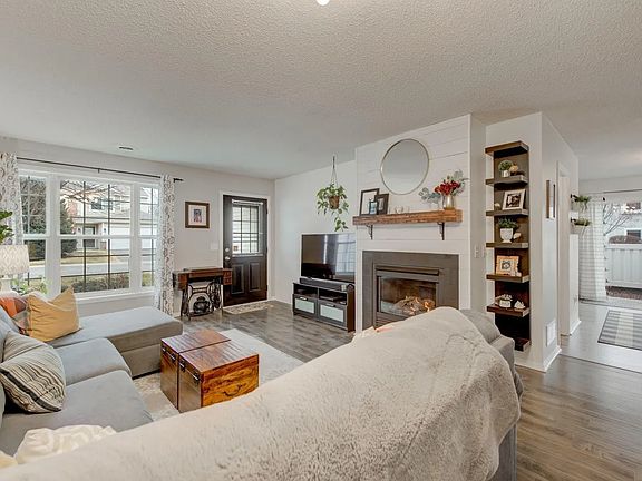 5th image of 360 Wilderness Dr