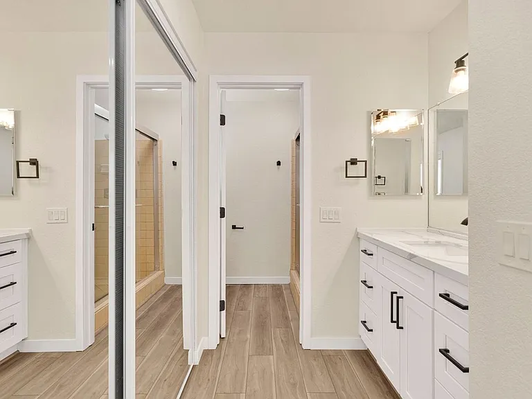 15262 El Centro Rd — Photo 42