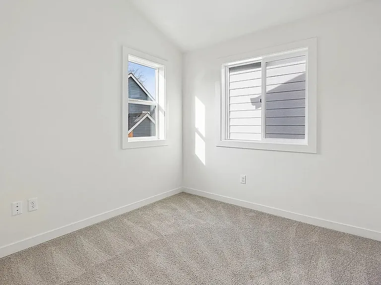 9568 SW 91st Ave — Photo 14