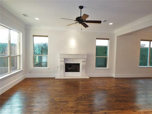 4th image of 6526 Del Norte Ln