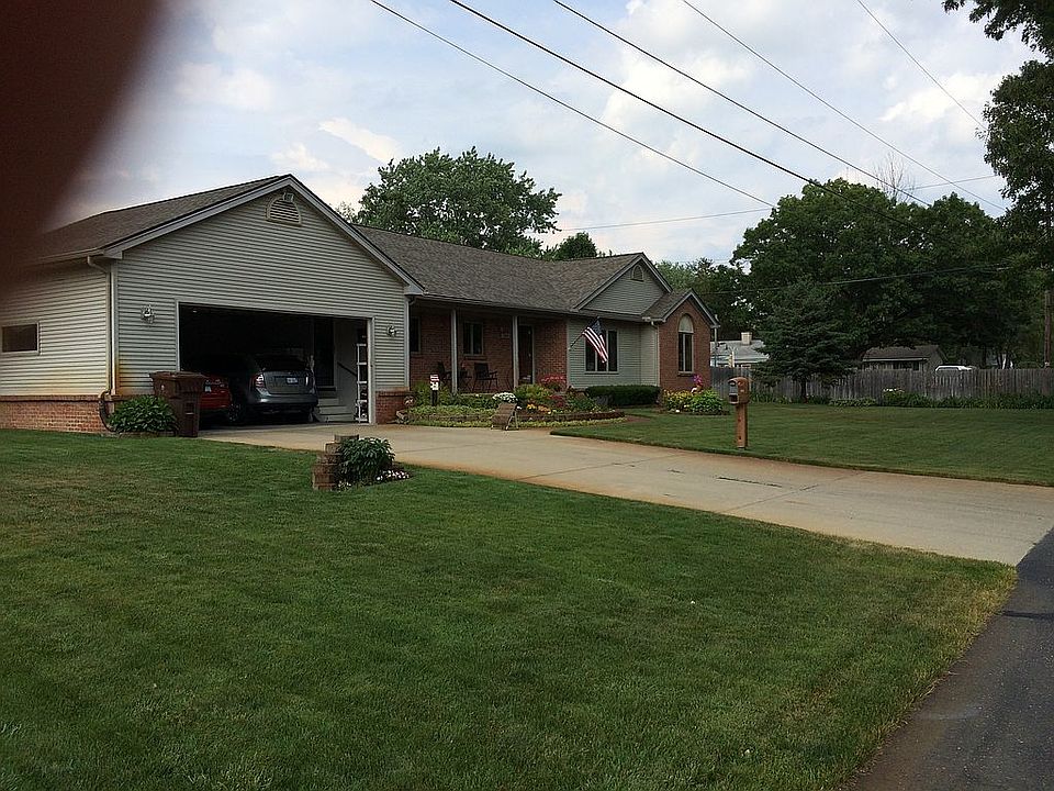 1st image of 1460 Carpenter Ct