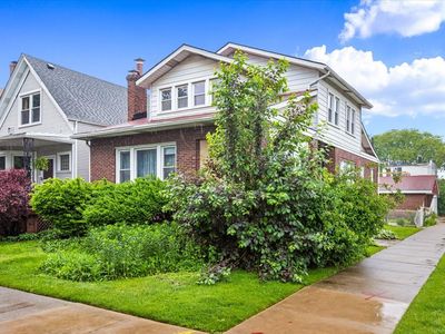 4835 W Sunnyside Ave, Chicago, IL, 60630