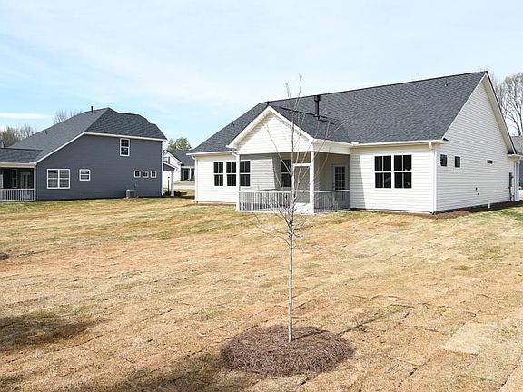 4th image of 203 Arbor Woods Ln