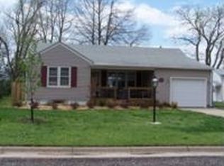 2417 Edgemore Ave, Newton, KS 67117