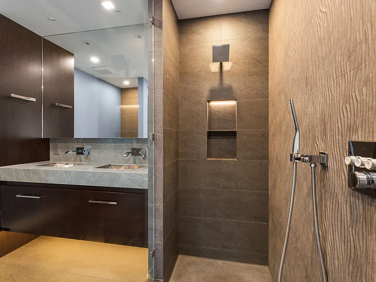 94-1007 Akaku St — Photo 12