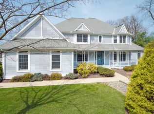 102 Robert Rd, Reading, PA 19610