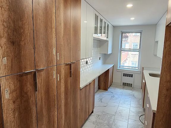 3rd image of 134-30 Franklin Ave APT 4-B