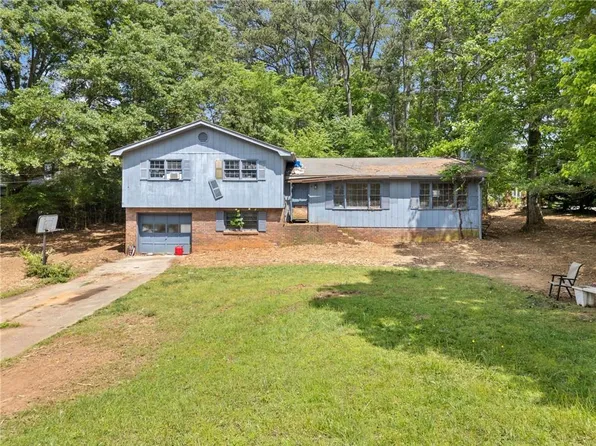302 Cardinal Dr, Woodstock, GA 30188