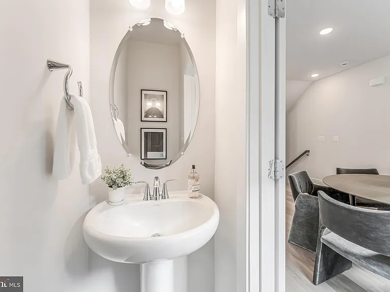 12742 Verdant Way — Photo 8