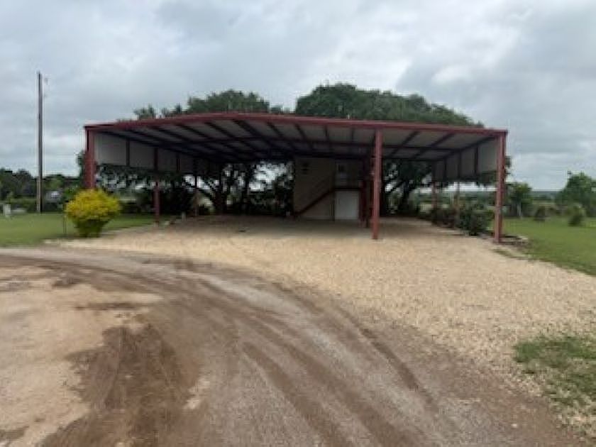1st image of 100 Ranch View Dr