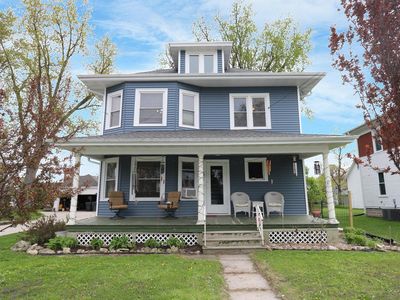 829 Center AVENUE, Oostburg, WI, 53070