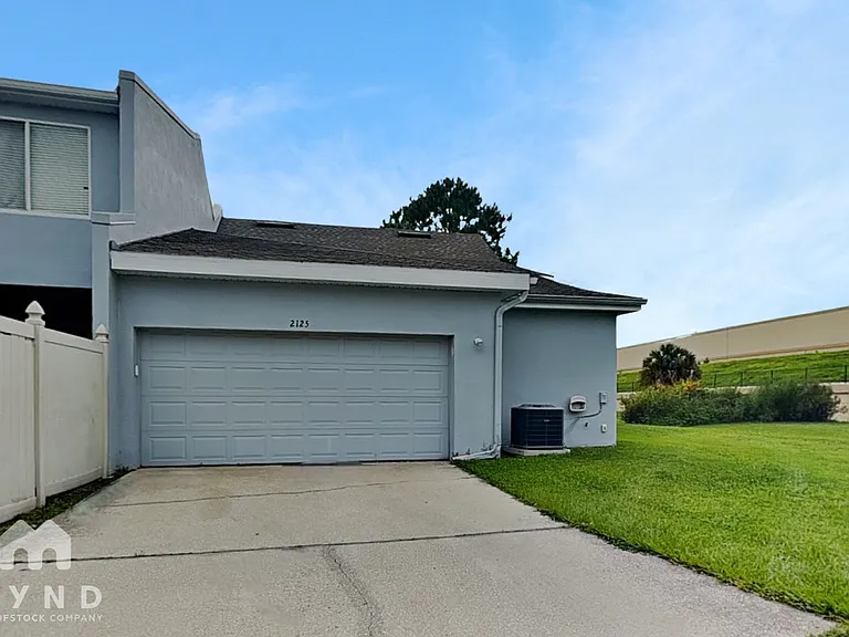2125 Island Walk Dr — Photo 16