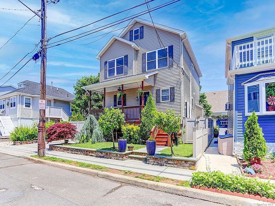 1st image of 7 Pershing Pl