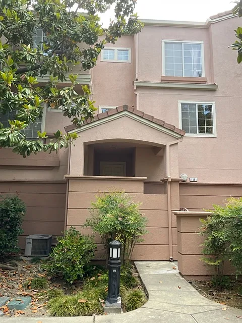 1591 Larkwood Ct