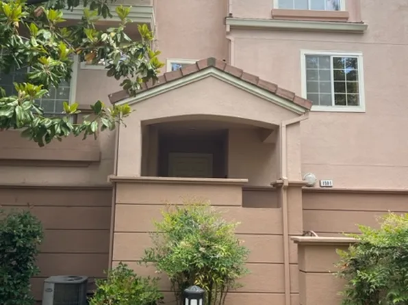 1591 Larkwood Ct, Milpitas, CA 95035