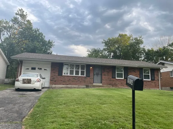 1514 Saint Ives Dr, Saint Louis, MO 63136
