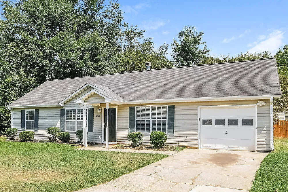 3 bed, 2.0 bath, 1204 sqft, $1,775 — Photo 3