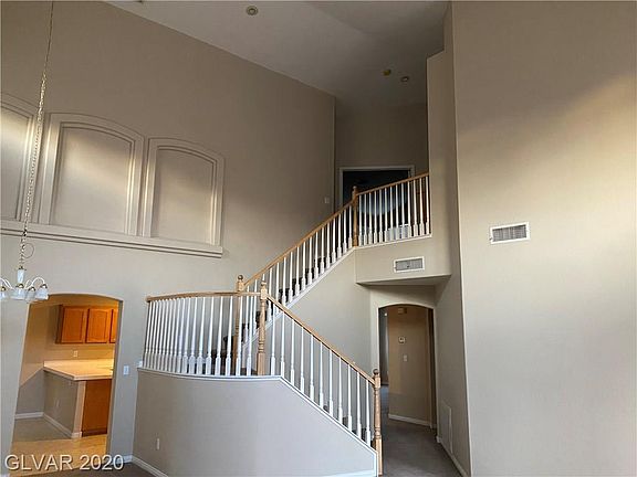 3rd image of 8924 Waymire Creek Ct