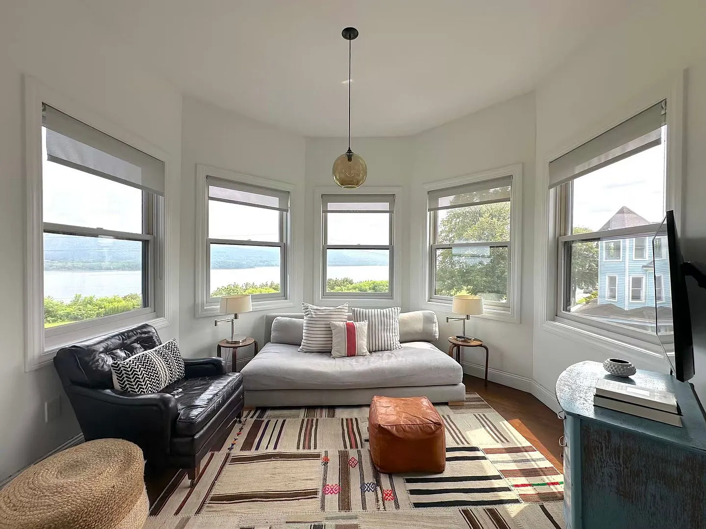 2 Courtney Ave — Photo 1