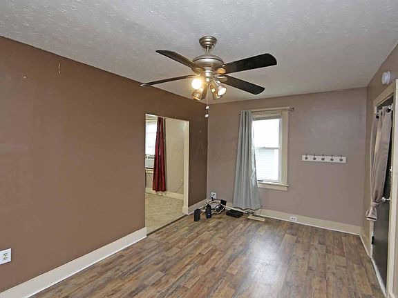 4th image of 305 Arch Ave