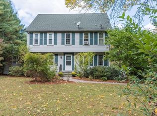 25 Dascomb Rd, Andover, MA 01810