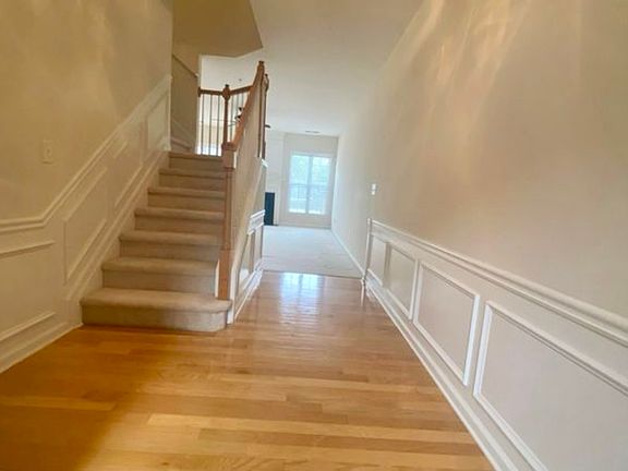 3rd image of 230 Regent Sq #230
