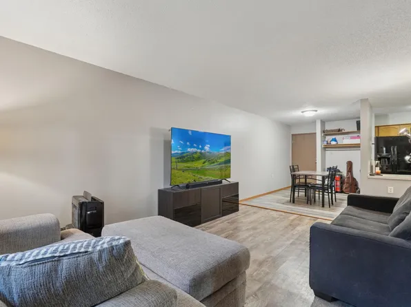221 Grand Ave W APT 306, South Saint Paul, MN 55075