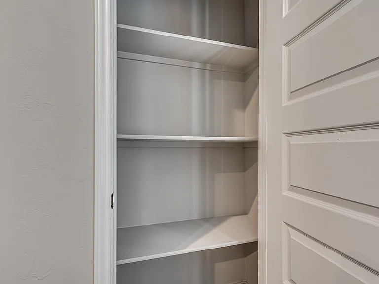 9724 Saddle Dr — Photo 14